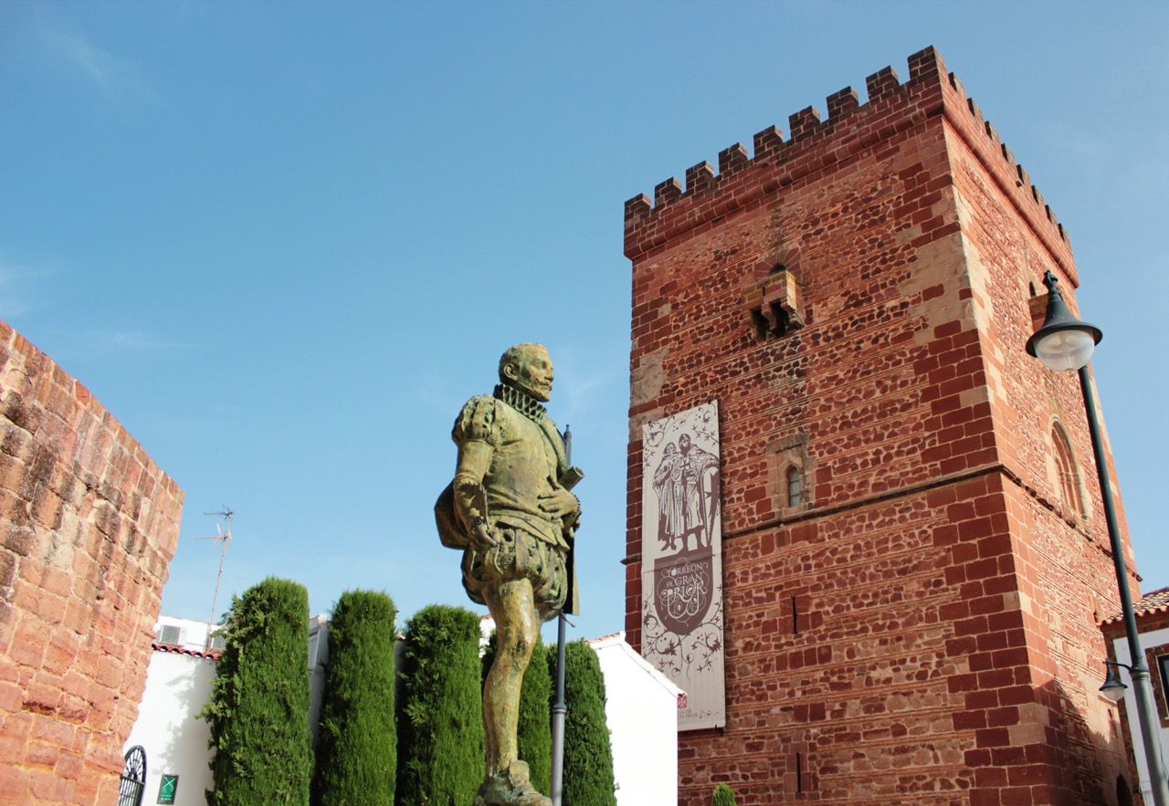Torreón-del-Gran-Prior en tamaño grande