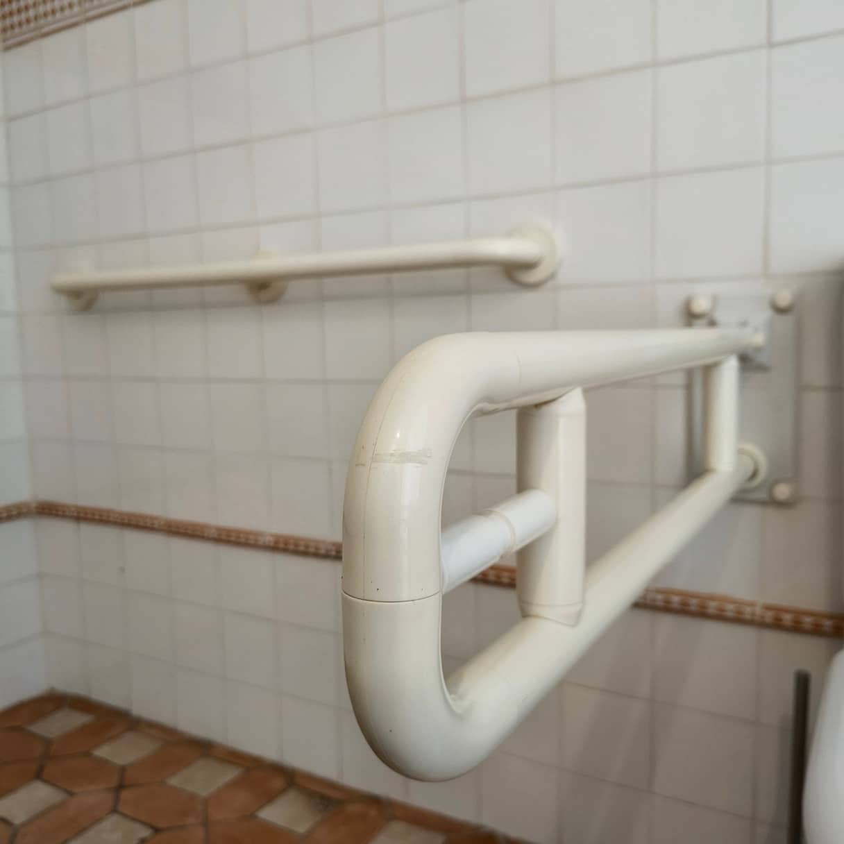 bañojuniorsuite06adaptado en tamaño grande